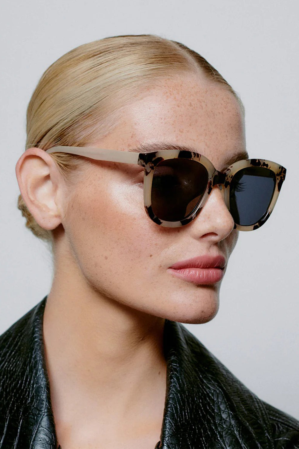 A.Kjaerbede Billy KL2106 Hornet Sunglasses - Olivia Grace Fashion