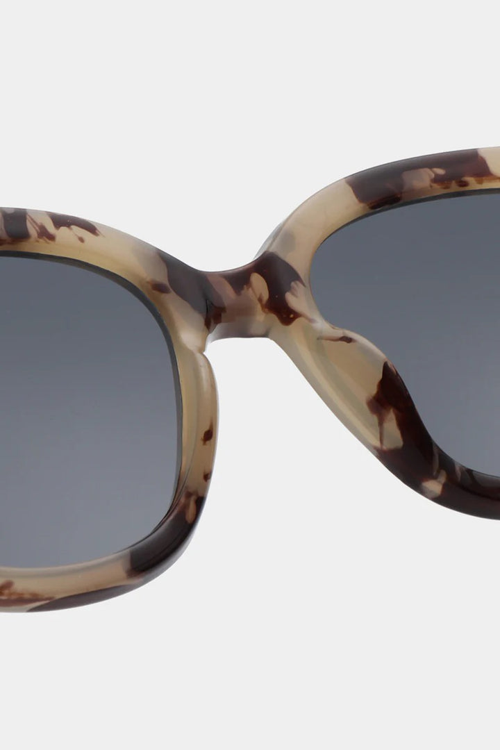 A.Kjaerbede Billy KL2106 Hornet Sunglasses - Olivia Grace Fashion