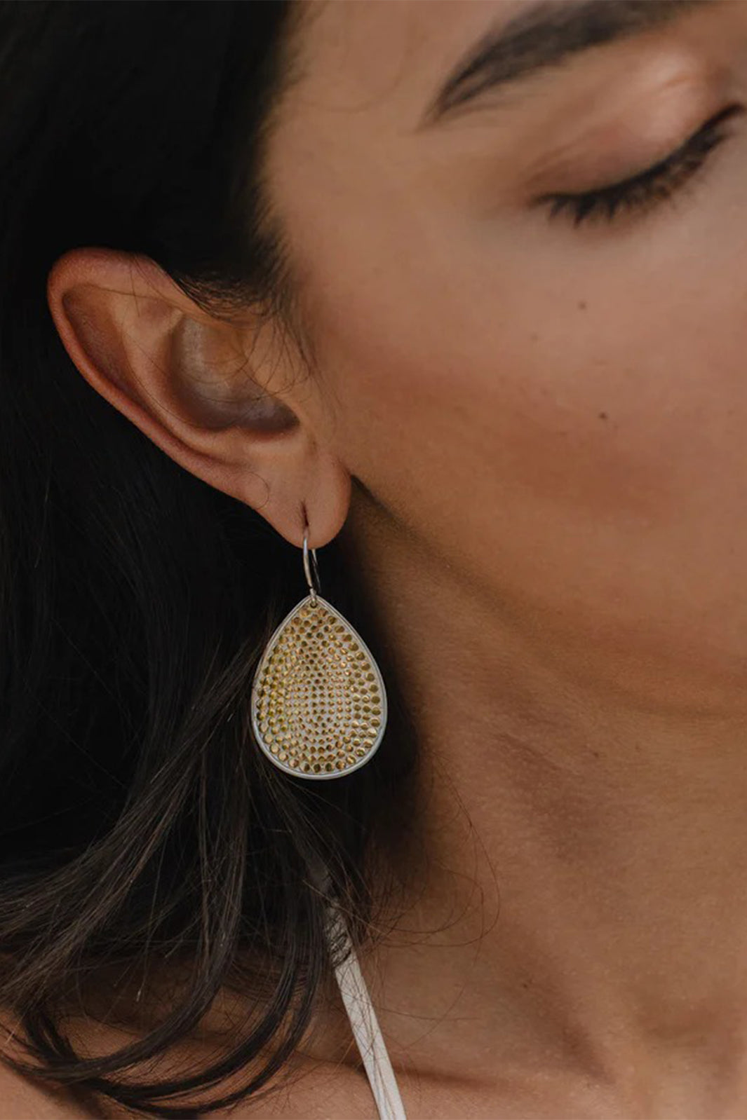 Anna Beck ER10699 18k Gold Plated Silver Dotted Teardrop Earrings