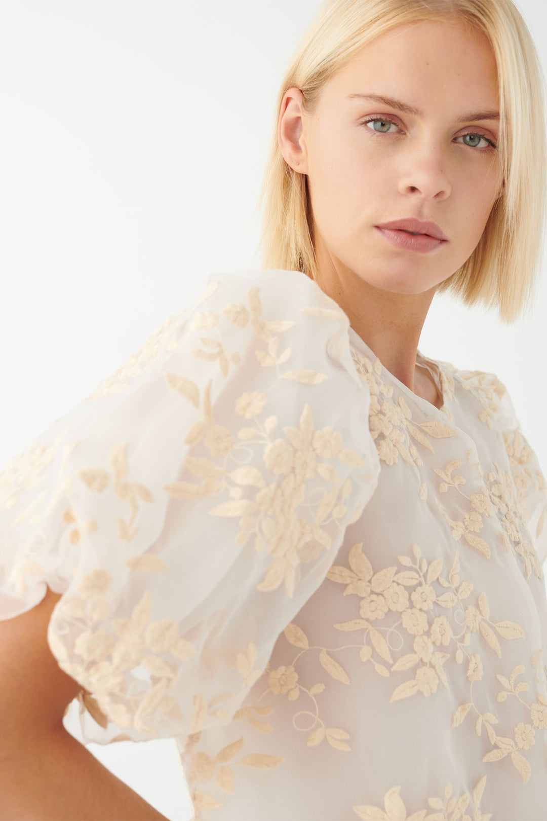 Dea Kudiabal Operinadea 0470424 5785 White Floral Parfait Jacket - Olivia Grace Fashion