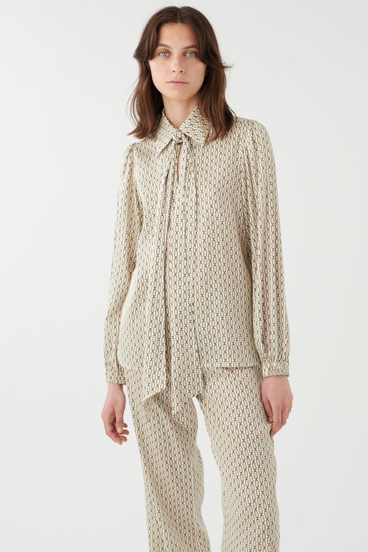 Dea Kuibal Kikki 0810124 5743 Colonia Buckwheat Beige Print Stretch Silk Twill Blouse - Olivia Grace Fashion