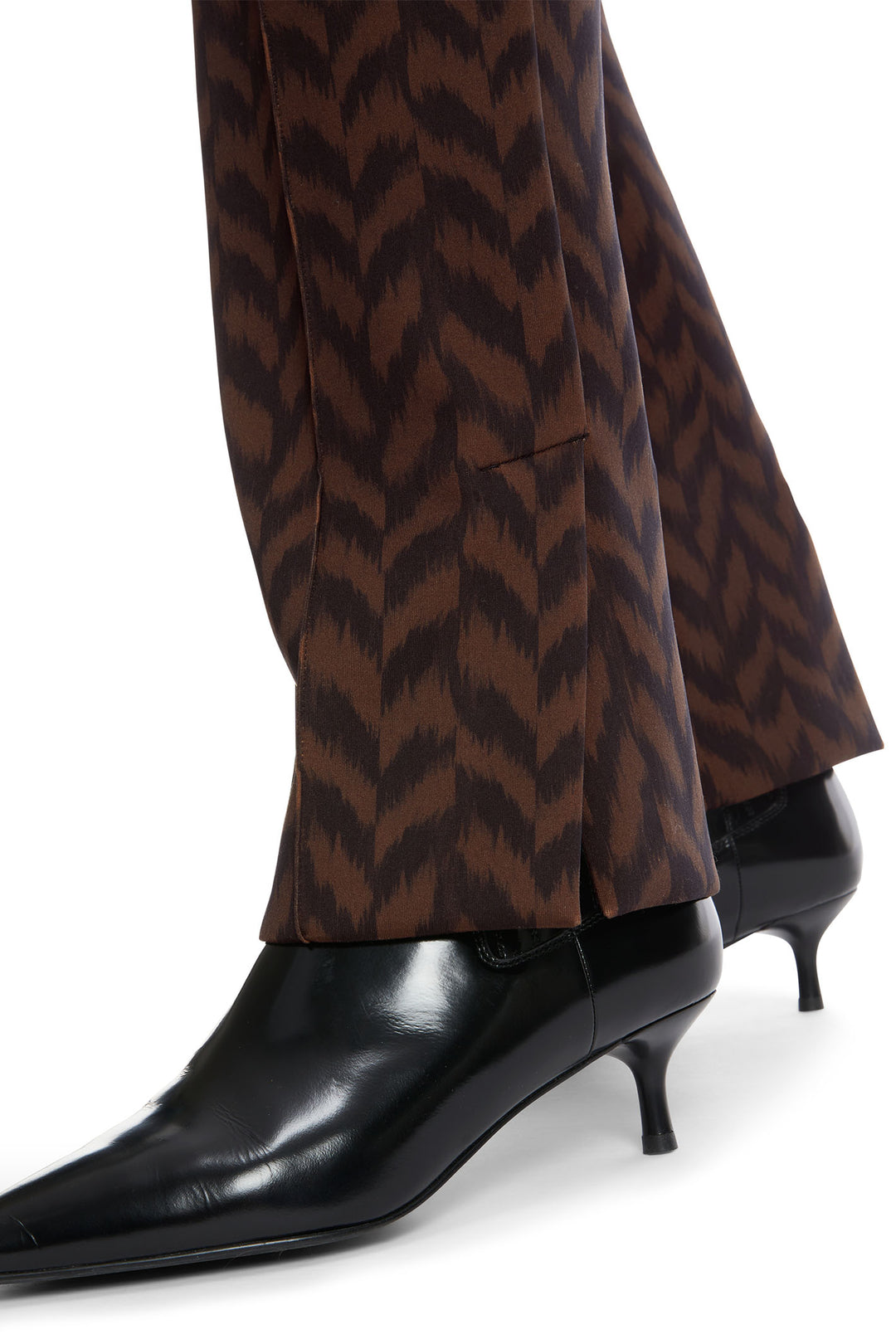 Marc Cain Collection Trousers Pull-On Brown Deep Wood XC 81.50 J43 691 - Olivia Grace Fashion