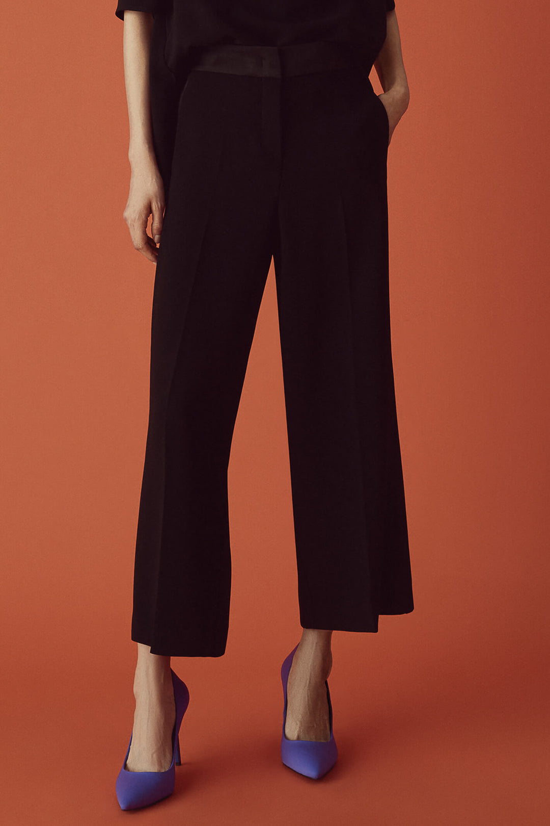 Marella Grace 23313603332 Black Art 365 Cropped Trousers - Olivia Grace Fashion