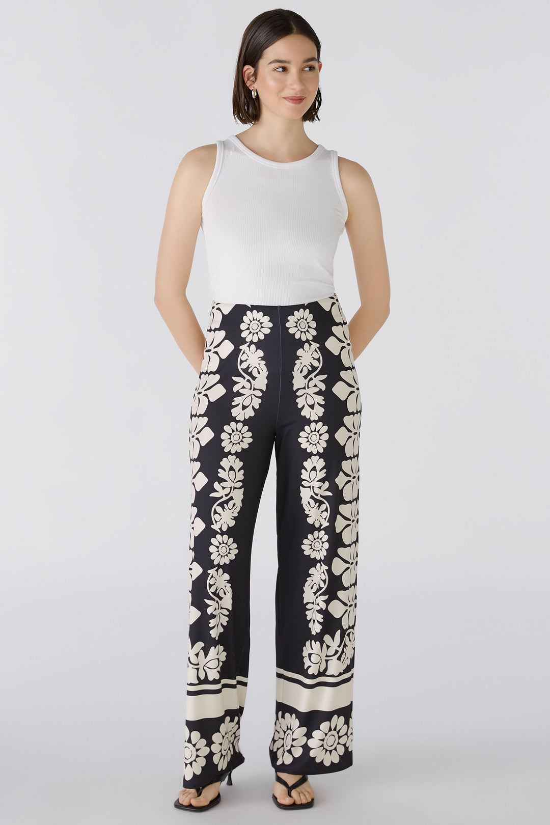 Oui 88258 Black Camel Marlene Block Flower Print Pull-On Trousers - Olivia Grace Fashion