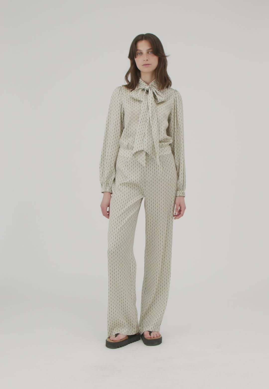 Dea Kuibal Kikki 0810124 5743 Colonia Buckwheat Beige Print Stretch Silk Twill Blouse - Olivia Grace Fashion