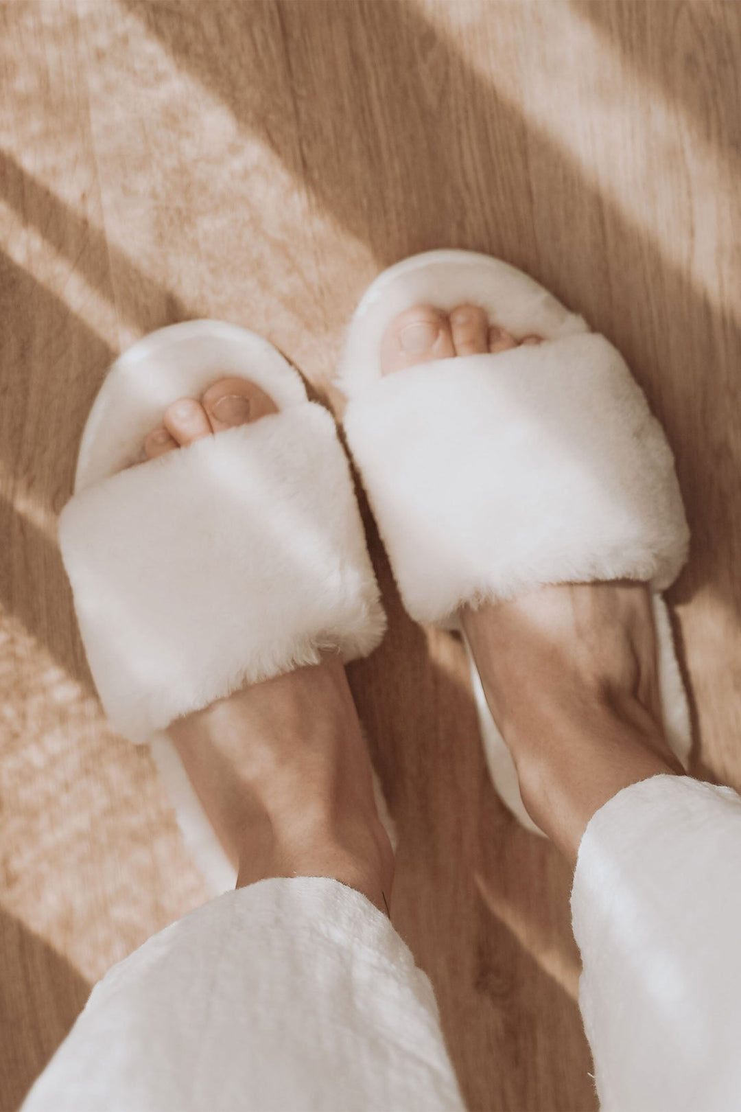 Emu Australia Women's Sheepskin Slippers - UK Stockist - Olivia Grace Fashion Wetherby