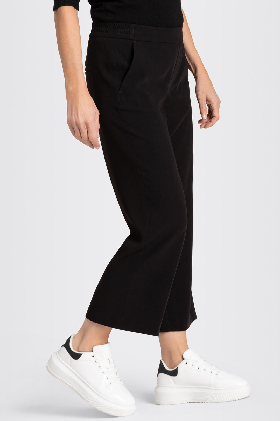 Mac 2173-00-0231L 090 Chiara Black Wide Leg Cropped Trousers - Olivia Grace Fashion