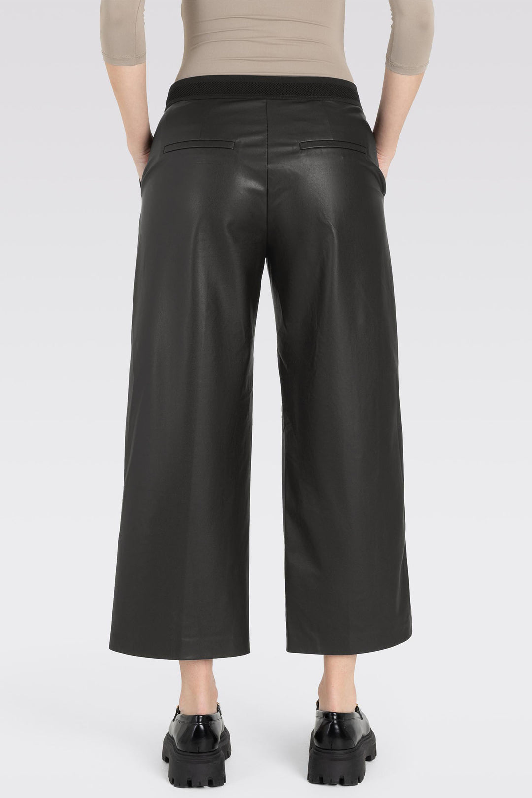 Mac 3413-00-0498L Chiara Smart 090 Black Light Vegan Leather Crop Trousers
