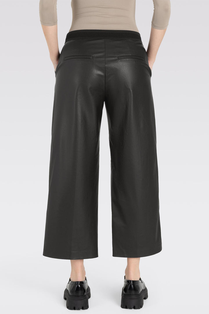 Mac 3413-00-0498L Chiara Smart 090 Black Light Vegan Leather Crop Trousers