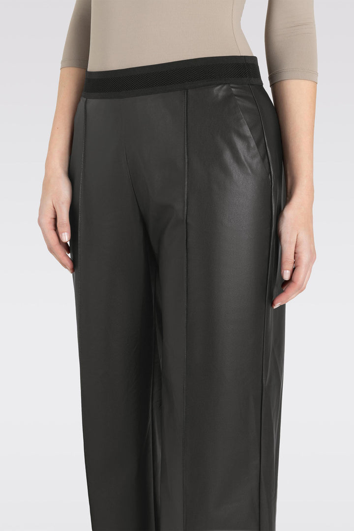 Mac 3413-00-0498L Chiara Smart 090 Black Light Vegan Leather Crop Trousers