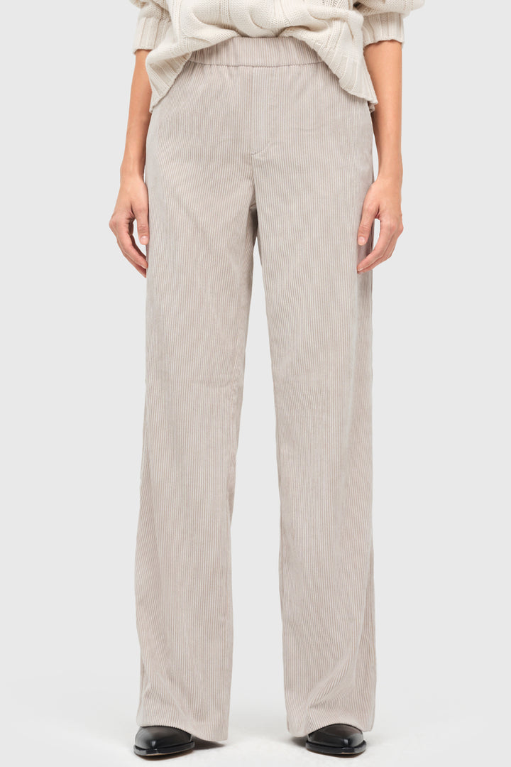 Mac Chiara White Sand Beige Fluid Corduroy Trousers 32L - front view, styled with knitwear