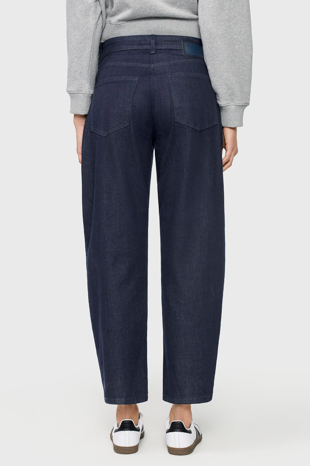 Mac Danni Fashion Rinsed Blue Light Authentic Denim Barrel Jeans, back view on model