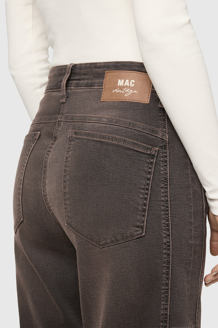 Mac Ohio Barrel Coffee Vintage Wash Brown Comfort Denim Jeans - detail, back pocket