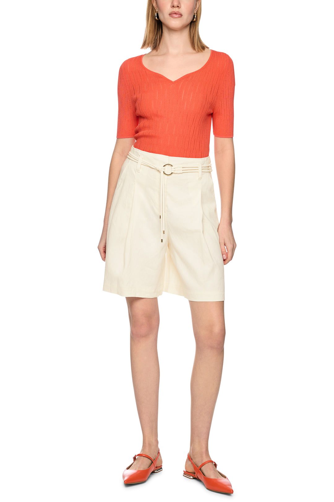 Marc Cain Collections AC 83.04 W70 112 Bright Ecru Linen Blend Shorts