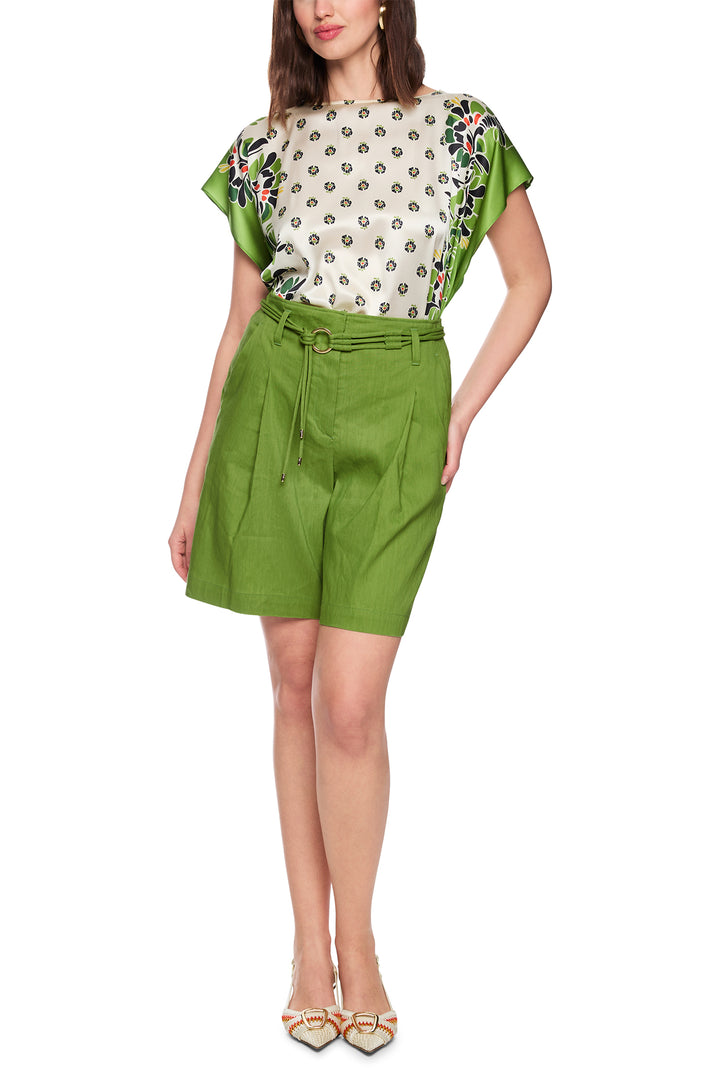 Marc Cain Collections AC 83.04 W70 526 Garden Green Linen Blend Shorts