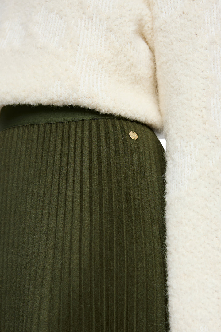 Marc Cain Collections Forest Night Green Woven Skirt, pleat detail