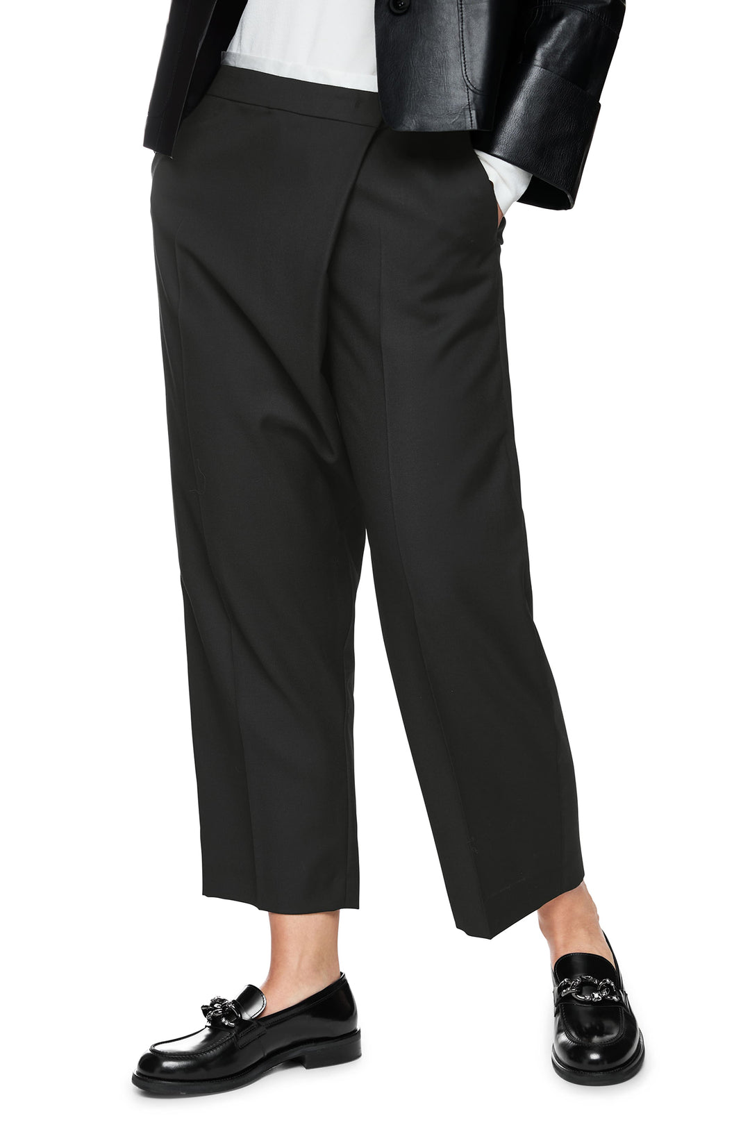 Marc Cain Collections ZC 81.20 W29 Black Crop Trousers 900 - Olivia Grace Fashion