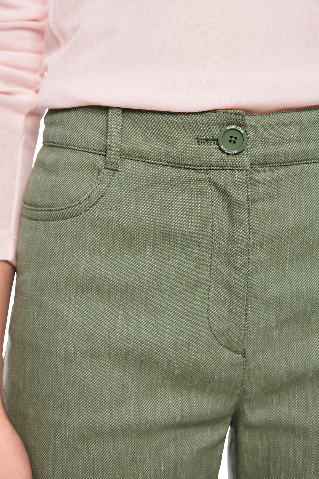 Marc Cain Sports AS 81.41 W30 574 Olivine Green Cropped Linen Blend Jeans