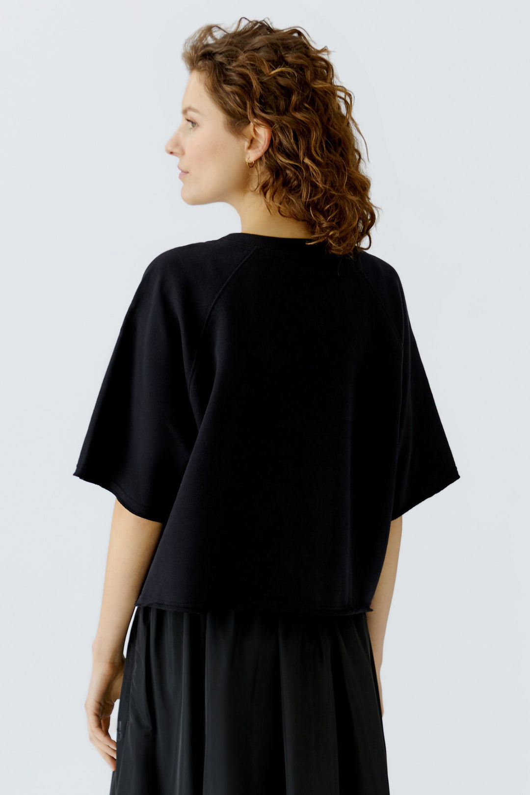 Oui 96552 Black Crest Motif Short Sleeve Sweatshirt