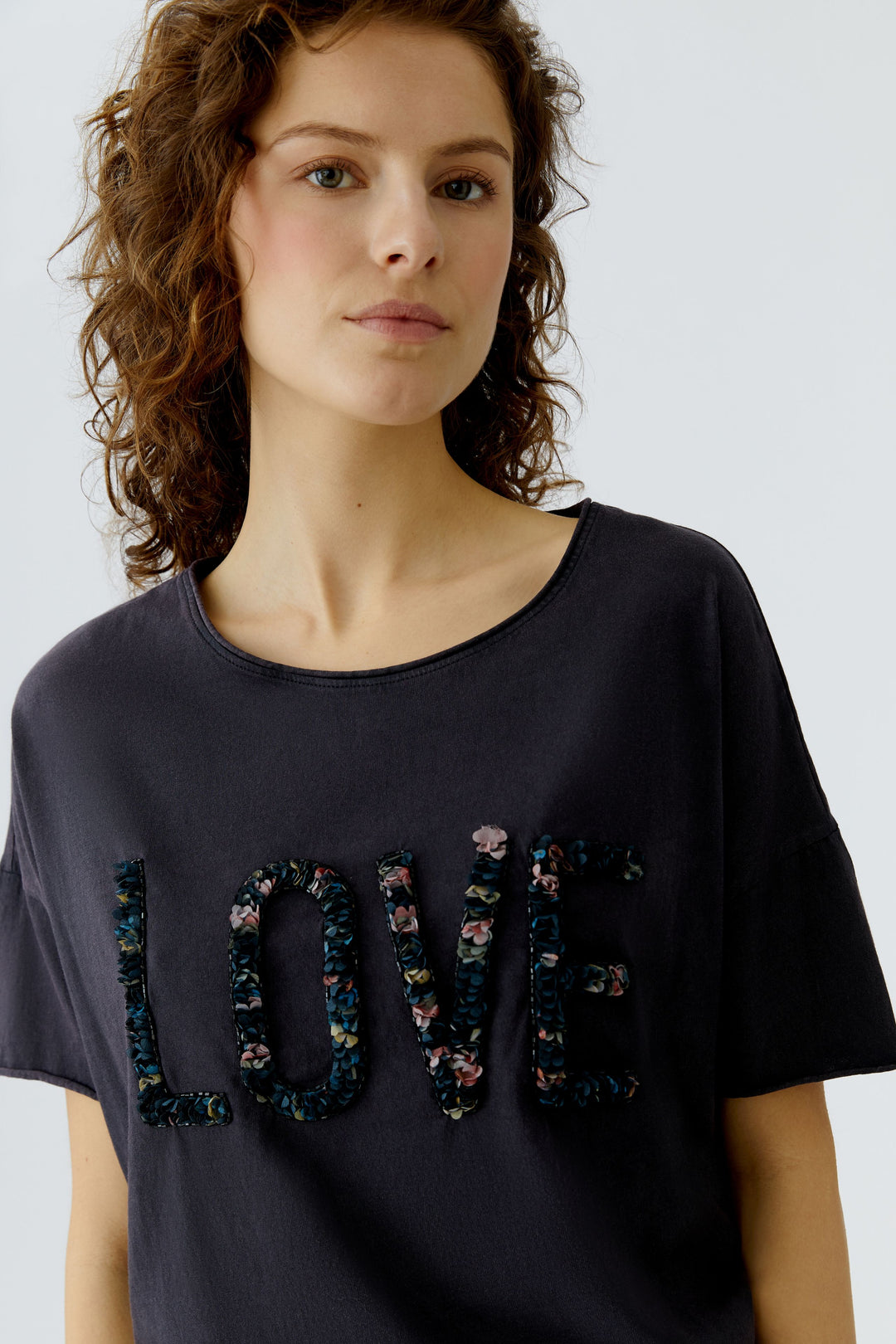 Oui 96685 Washed Out Black Love Petal T-Shirt 9960
