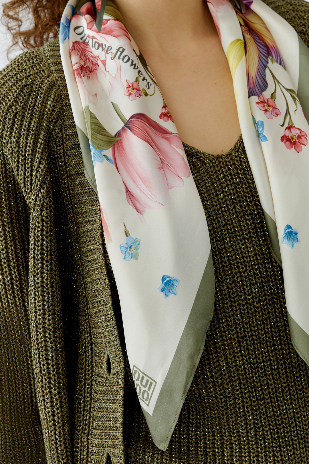 Oui 96804 Rose Botany Print Scarf 0315