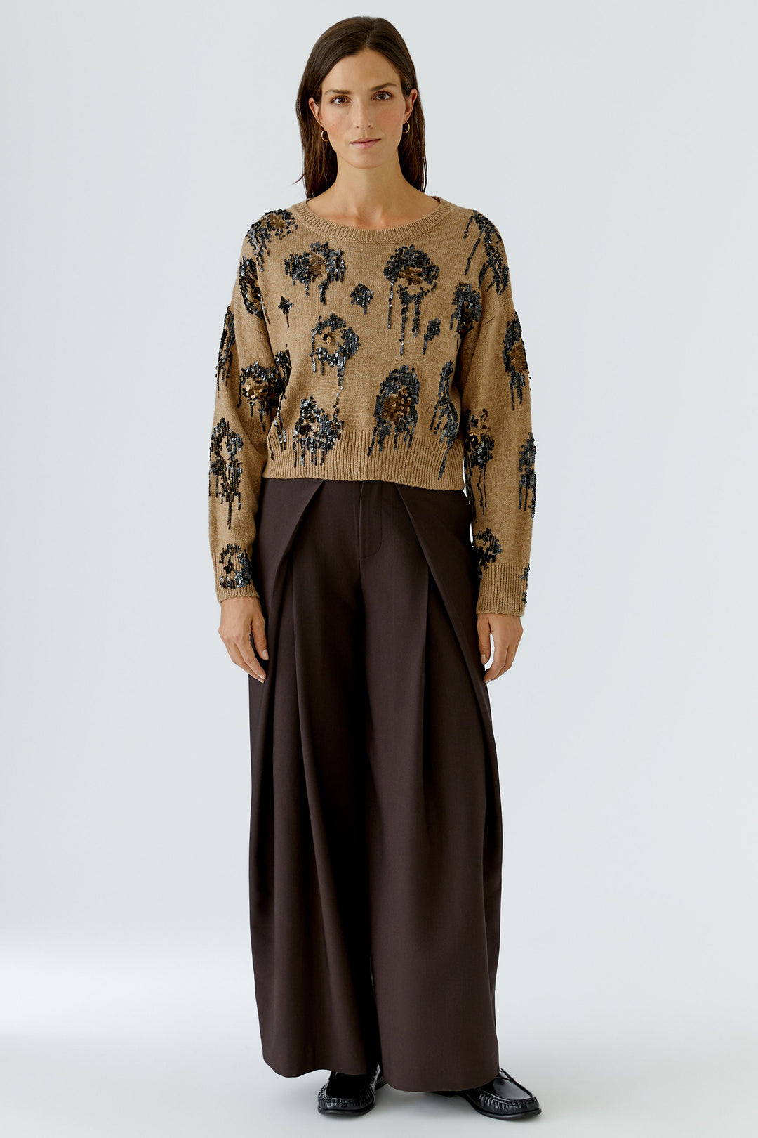 Oui Camel Sequin Detail Pullover Jumper 100086 7549, full length front view on model