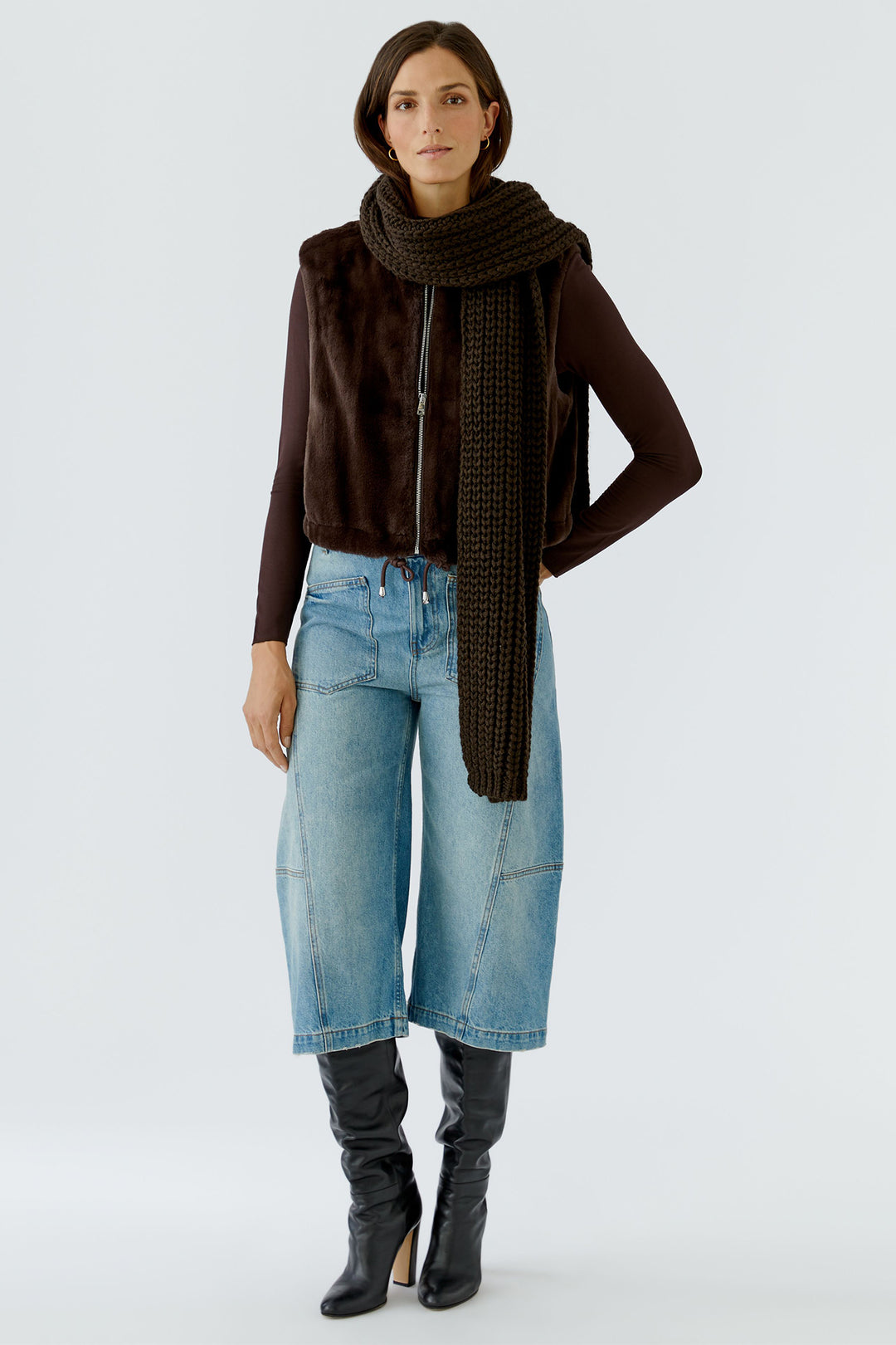 Oui Chocolate Torte Brown Chunky Knit Scarf 99874 8936, full length styled view on model