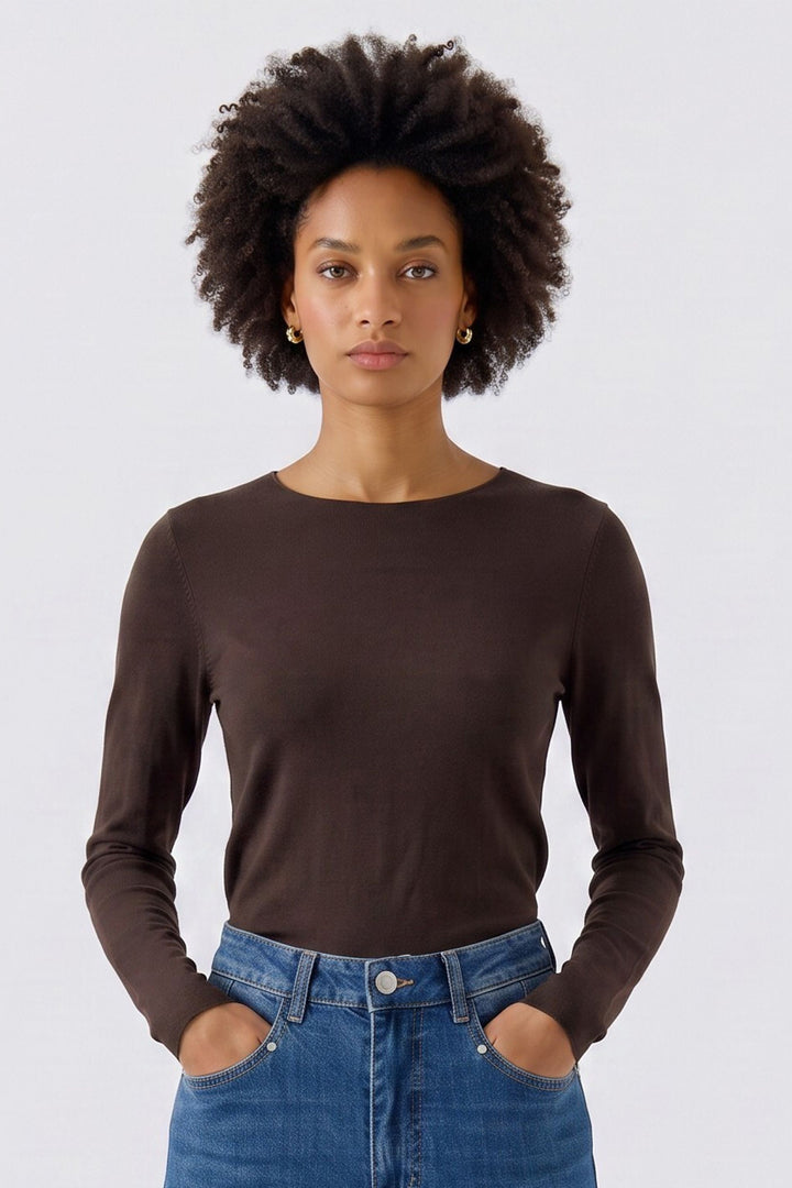 Oui Chocolate Torte Brown Long Sleeve Top 95478 8936, front view on model