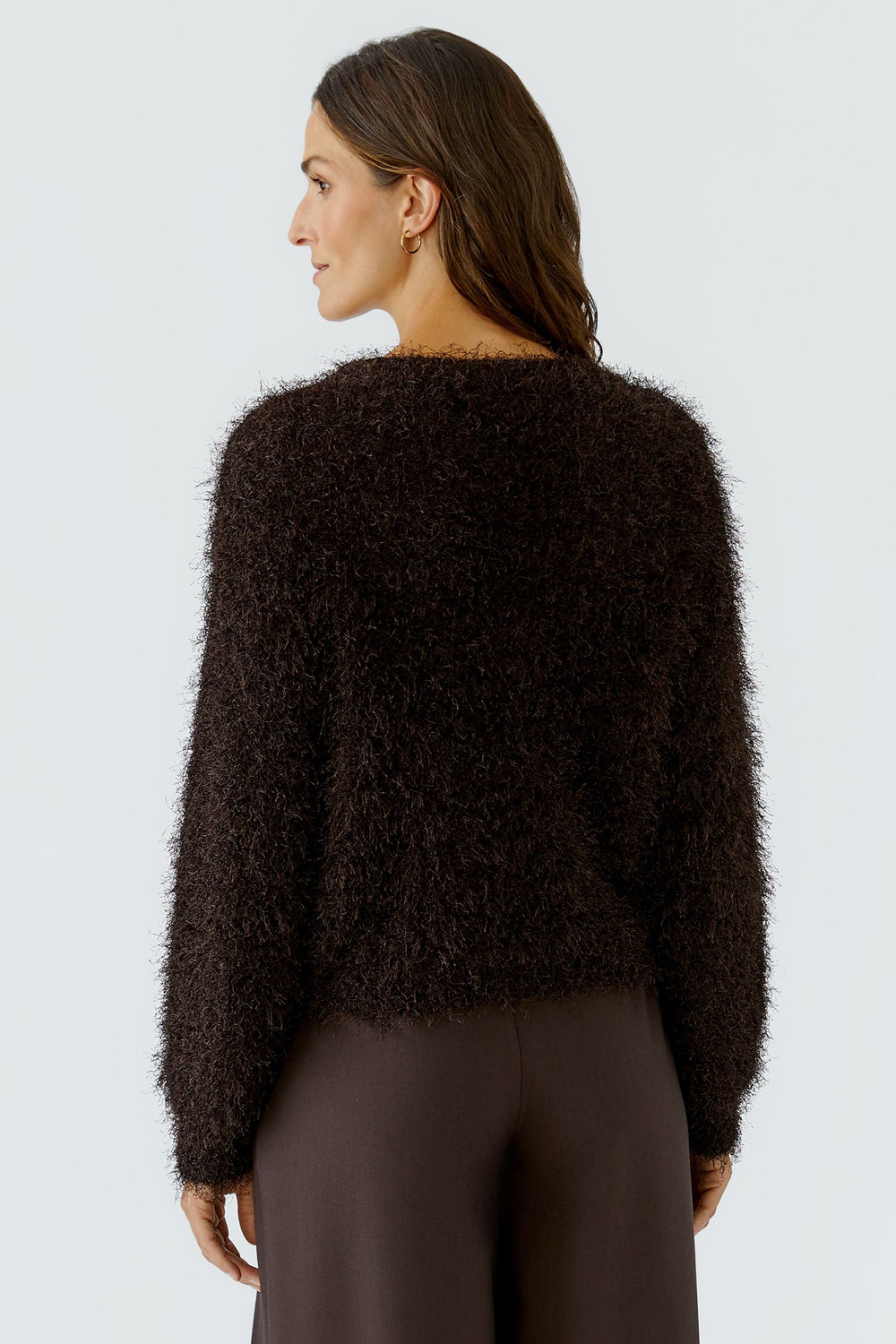 Oui Chocolate Torte Eyelash Knit Pullover Jumper 94604 8936, three quarter back view on model