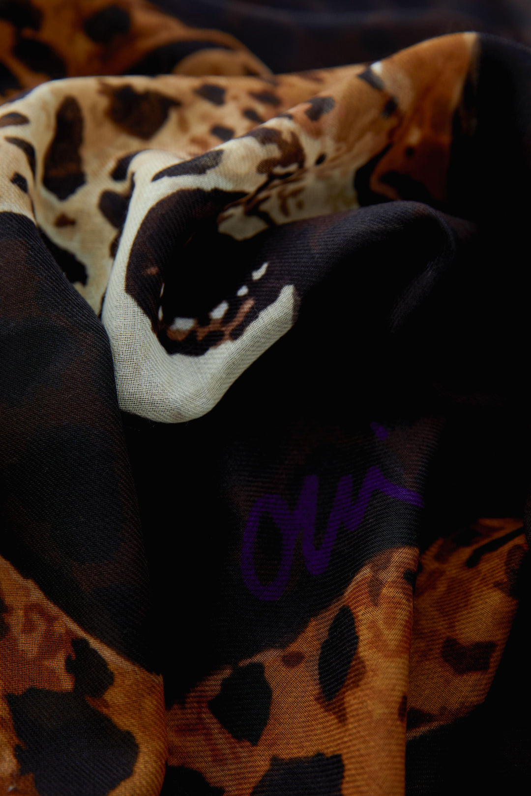 Oui Dark Brown Camel Leopard Print Scarf 99115