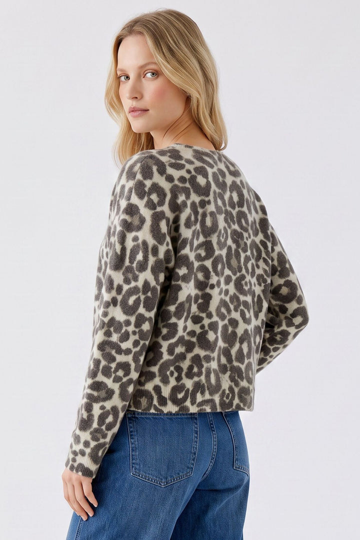Oui Light Stone Taupe Jumper 97953 0708, three quarter back view on model