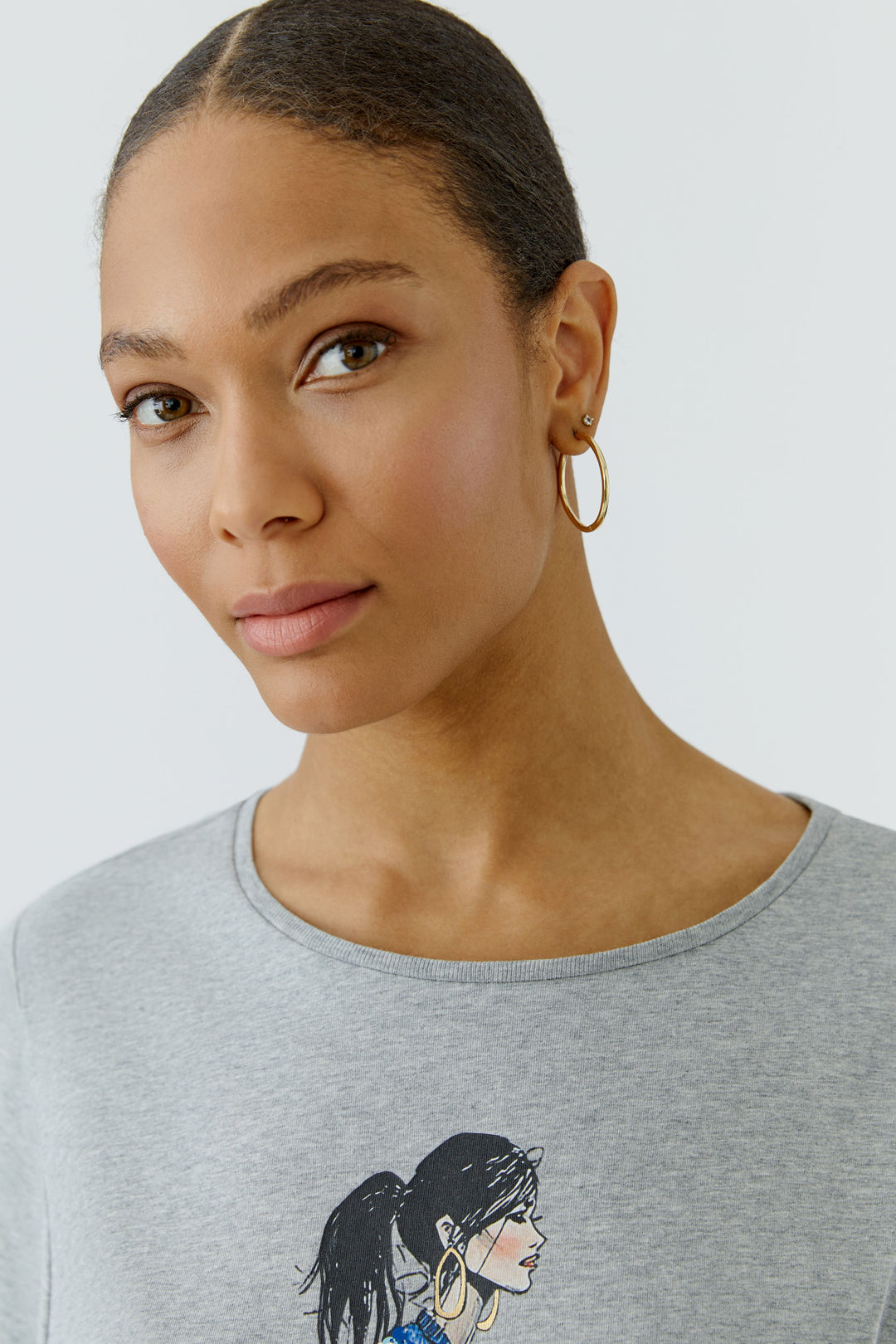 Oui Sequin Motif River Stone T-Shirt at Olivia Grace Fashion