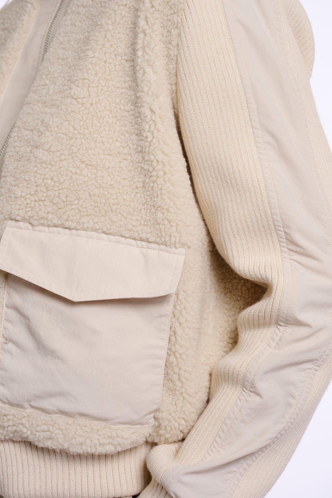 Rino &amp; Pelle Culp Birch Beige Fleece Jacket with Zip 9030, detail of fleece panel, flap pocket and ribbed sleeve
