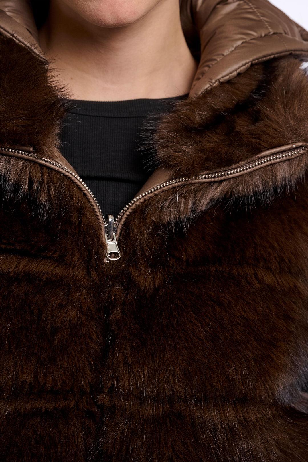 Rino &amp; Pelle Samar Dark Brown Faux Fur Waistcoat 10165, detail of the zip and collar