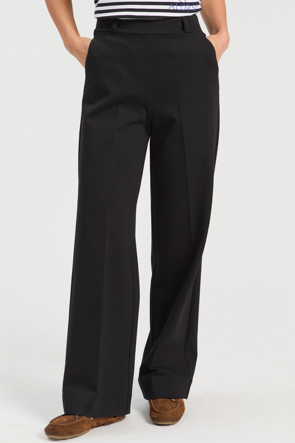 Vilagallo Black Punto Roma Trousers, close front view showing the wide leg fall