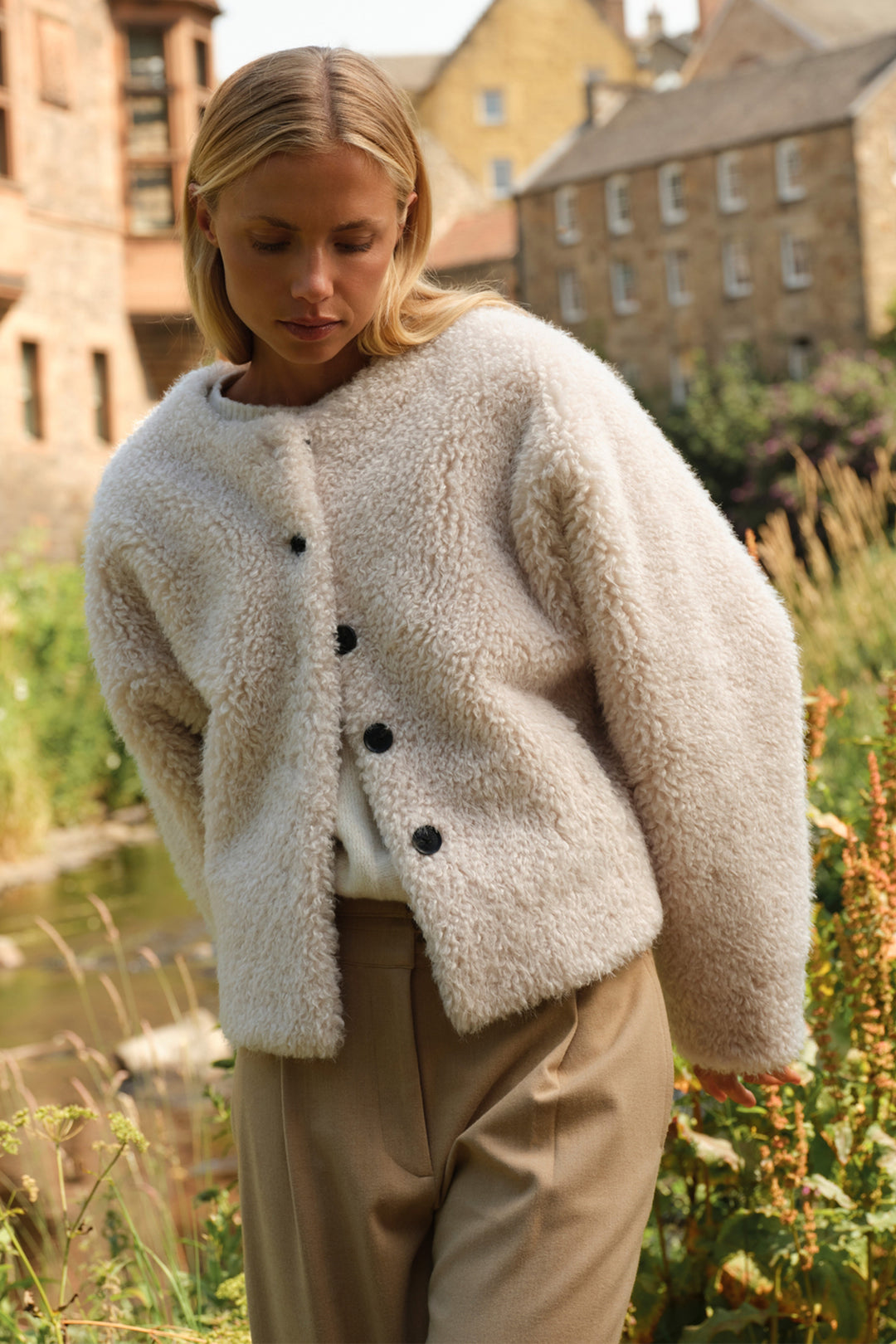 Yaya Cornstalk Brown Melange Beige Trousers, styled campaign look 1