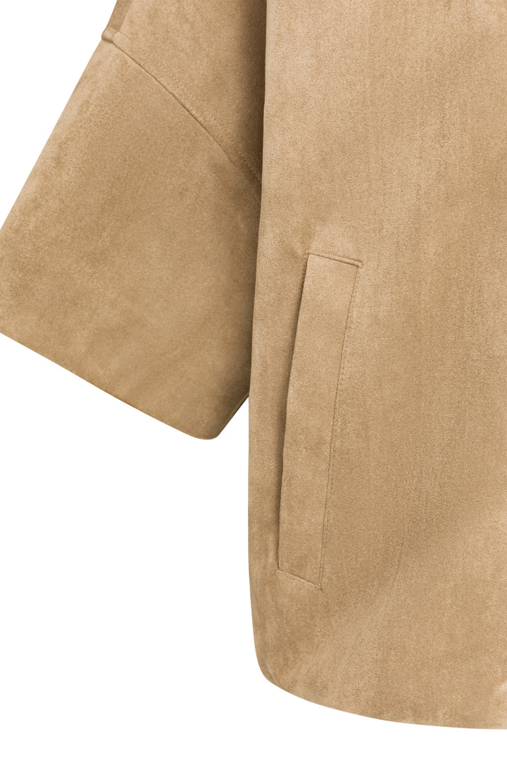 Yaya Otter Brown Oversized Shortsleeve Suedine Jacket, sleeve and welt pocket detail