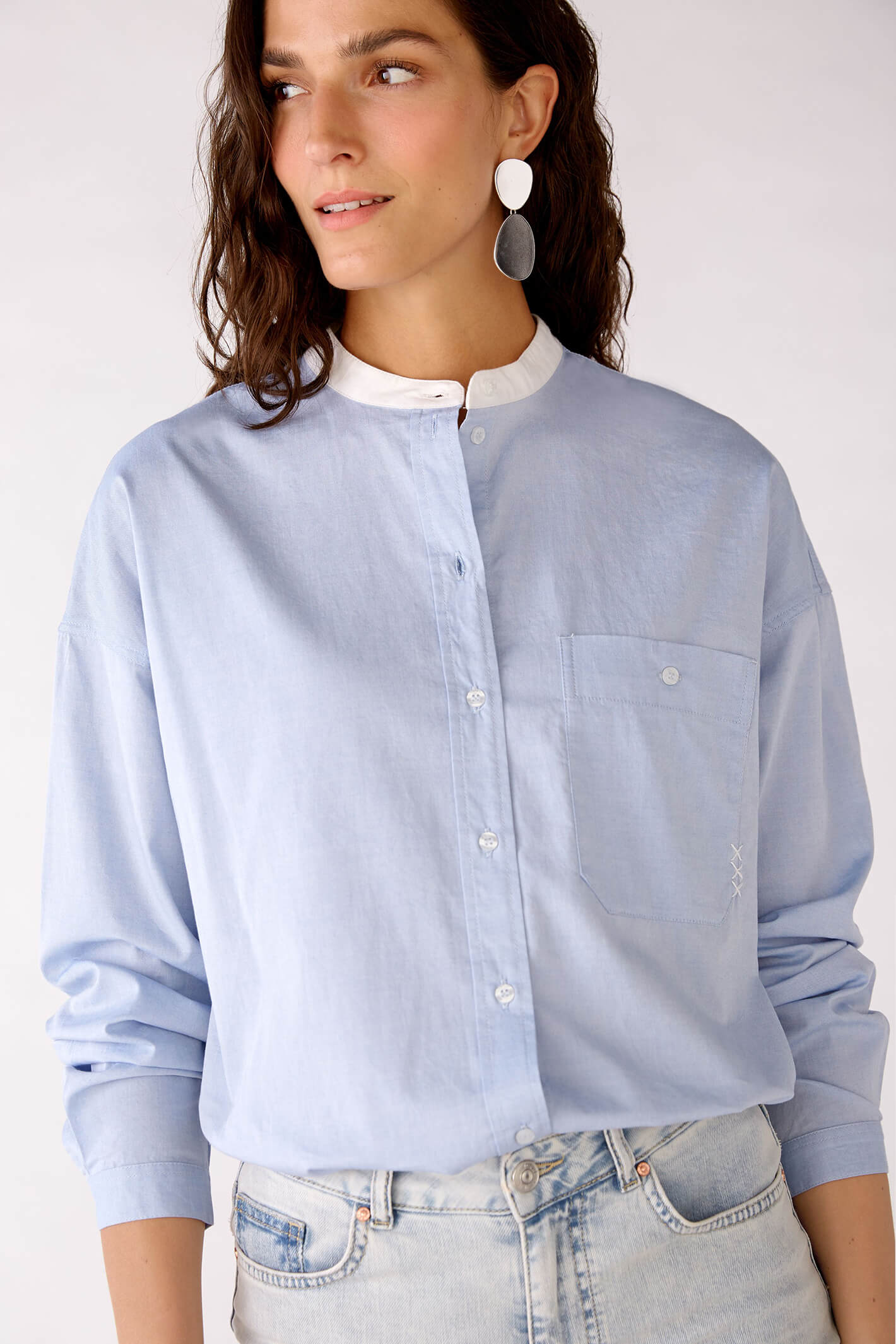 トップス Rose accent shirt blouse misty blue Oui 78229 Blue Collarless Shirt Blouse | Olivia Grace – Olivia